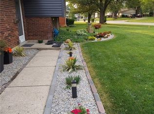 3116 Mountville Dr, Dayton, OH 45440