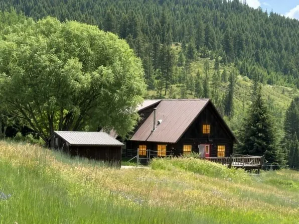 1258 Pingston Creek Rd, Kettle Falls, WA 99141