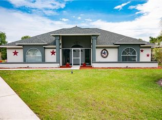 7471 Bear Hollow Cir, Fort Myers, FL 33967