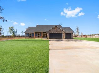 171 Pearl Ct, Onalaska, TX 77360