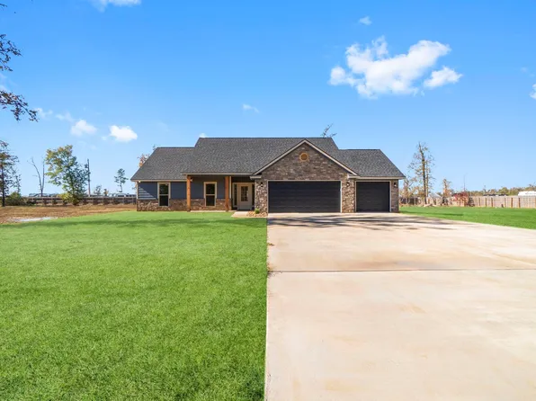 171 Pearl Ct, Onalaska, TX 77360