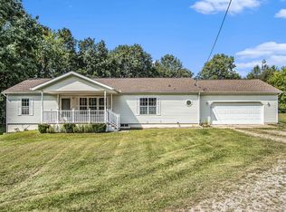 16211 N Dr S, Marshall, MI 49068