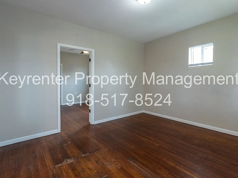1607 N Lewis Pl — Photo 8