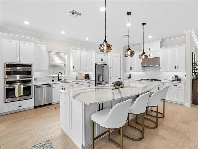17489 Aquila Ct — Photo 7