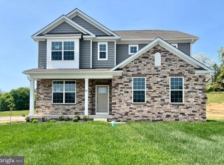 213 Merifield Ct, Reading, PA 19608