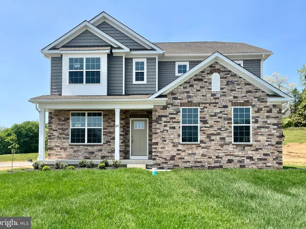 213 Merifield Ct, Reading, PA 19608