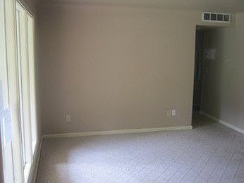 4th image of 25248 Orchard Grove St