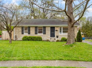12307 Saint Clair Dr, Middletown, KY 40243