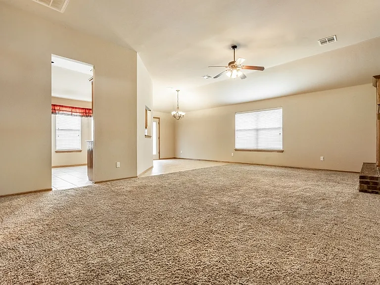 8205 Hillers Rd — Photo 22