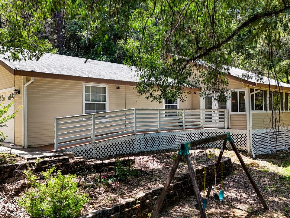 1st image of 3256 Gerle Ave