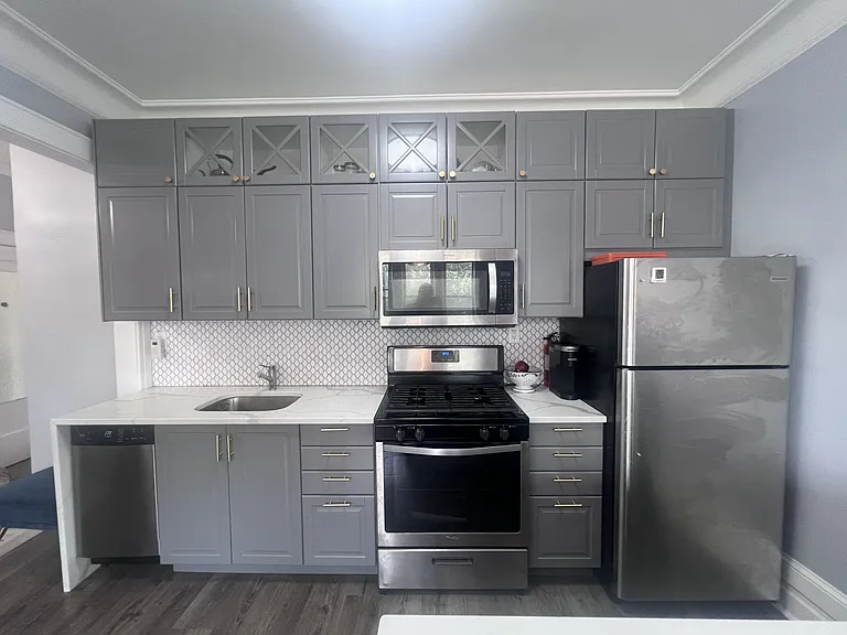16 Forest St #404 — Photo 6