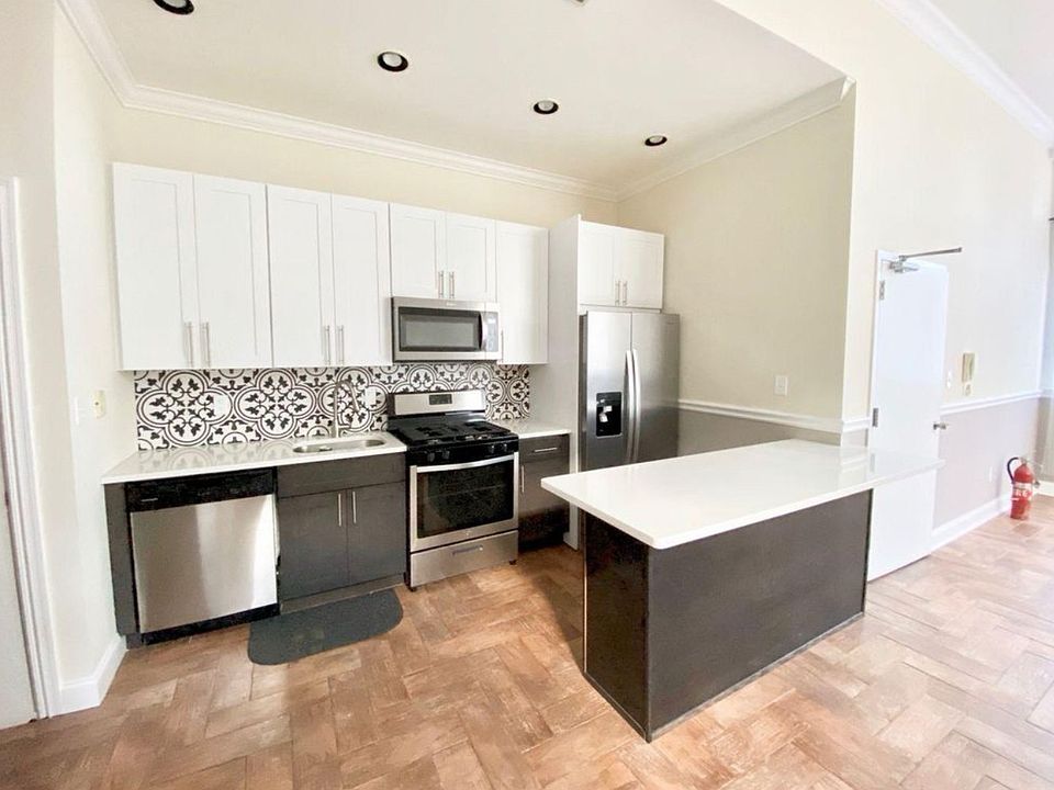 1st image of 1600 Mount Vernon St #1A