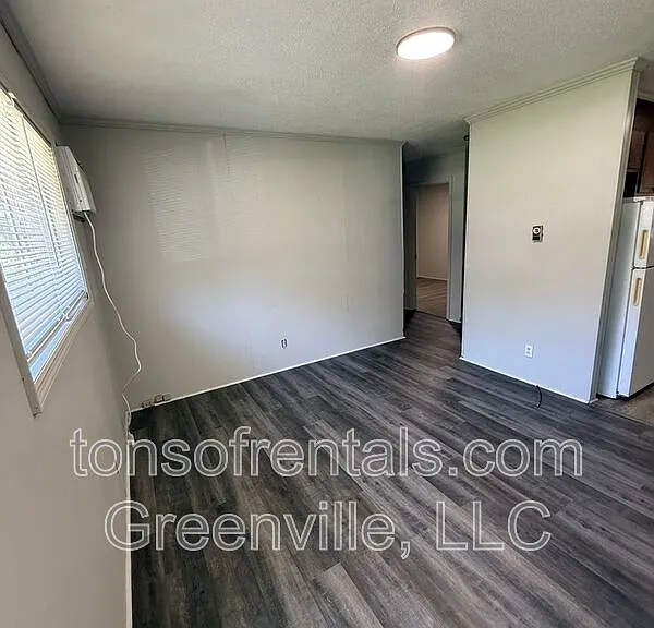 133 B Pleasant Dr — Photo 4