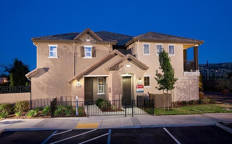 1st image of 201 Cezanne Way Unit 201
