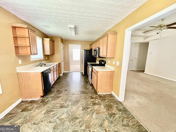 5th image of 127 Mabry Rd