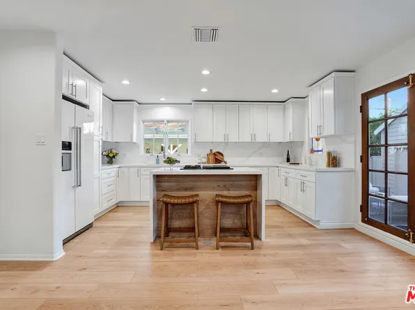 4626 Lemona Ave, Sherman Oaks, CA 91403