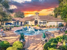 MAA Canyon Pointe
