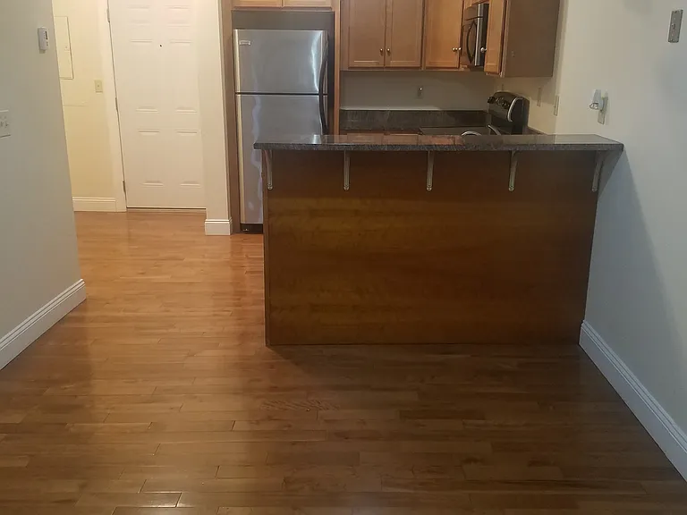 23 N Pearl St #2B — Photo 6