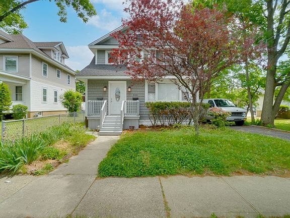 2nd image of 144 Hempstead Ave