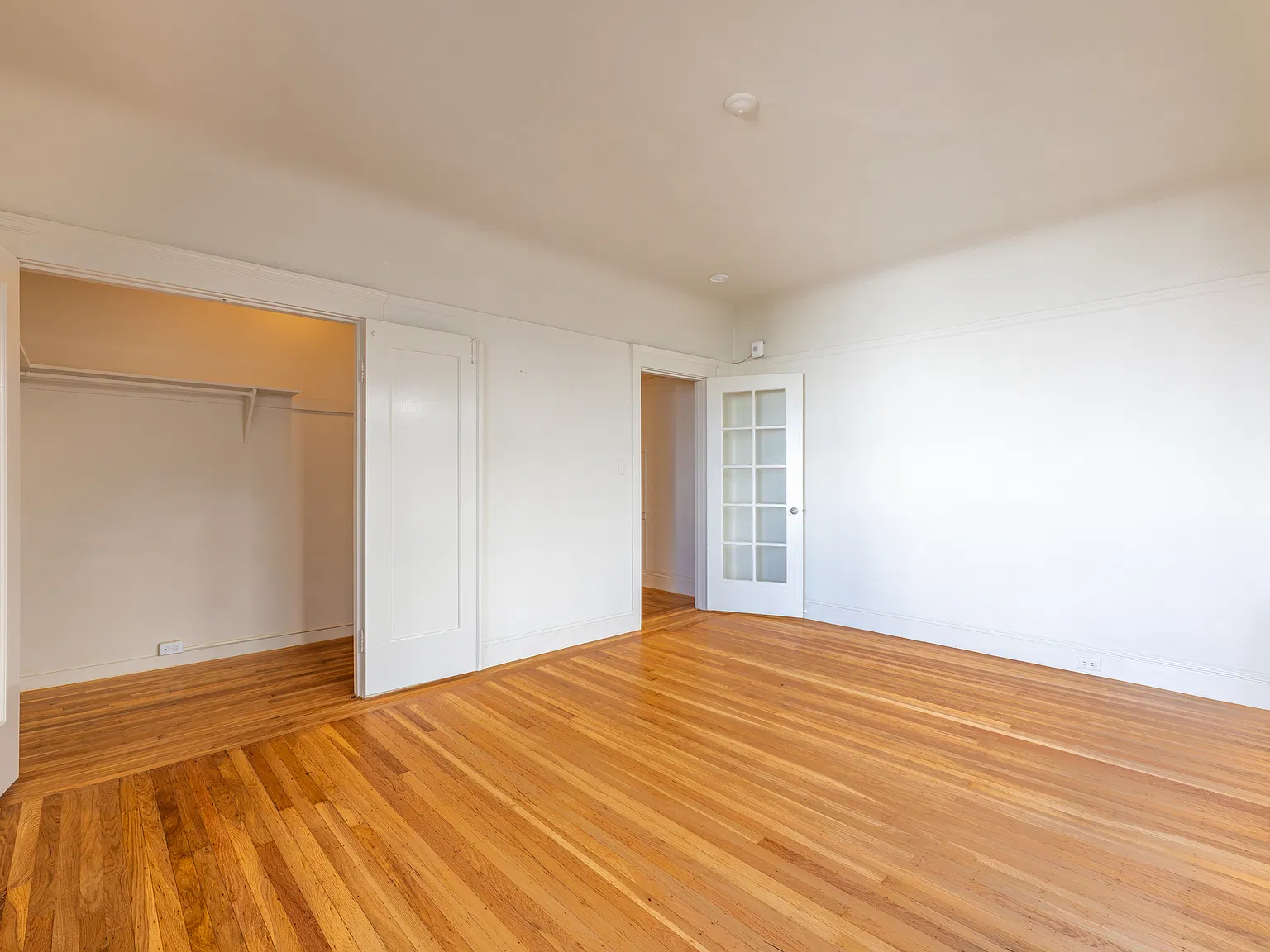 Studio, $3,695 — Photo 2