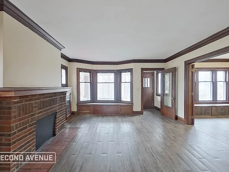 910 Dresden Rd — Photo 10