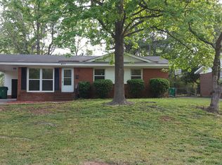 4211 Dowling Dr, Charlotte, NC 28205