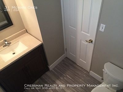 4th image of 31 McInnis Cres