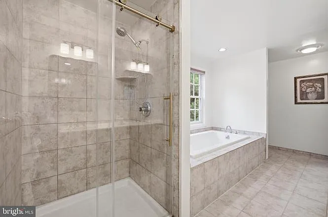 7809 Hidden Meadow Ter — Photo 20