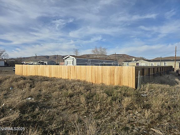 5th image of 1365 Lahontan St