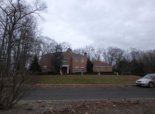 7 Statesboro Rd, Freehold, NJ 07728