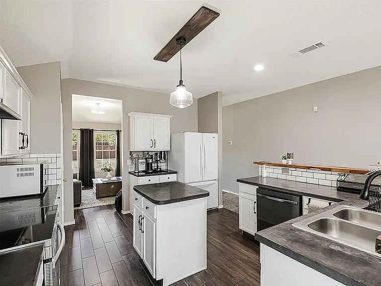Springwell Pkwy, Wylie — Photo 2