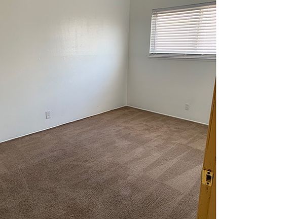 3rd image of 1321 Carnelian Dr #4