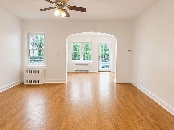 3rd image of 92-47 76th Street
