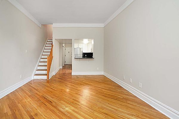 1st image of 100 W 86th St #7