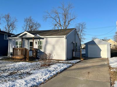 301 E 17th St N, Newton, IA, 50208