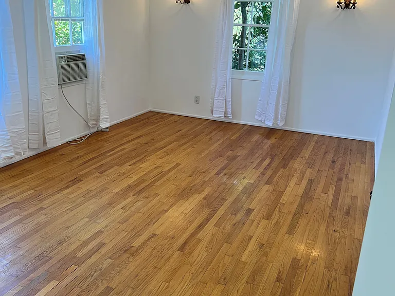 330 N Gardner St #3 — Photo 9