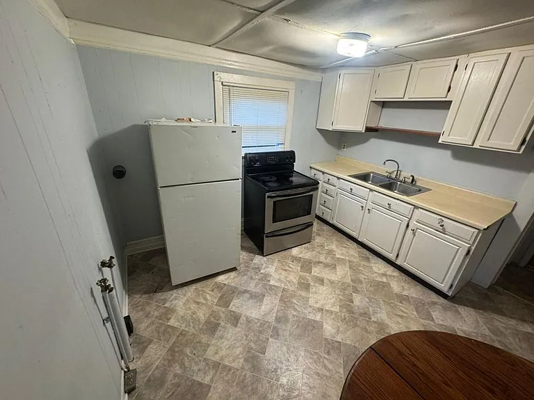 4139 Apex Dr — Photo 5
