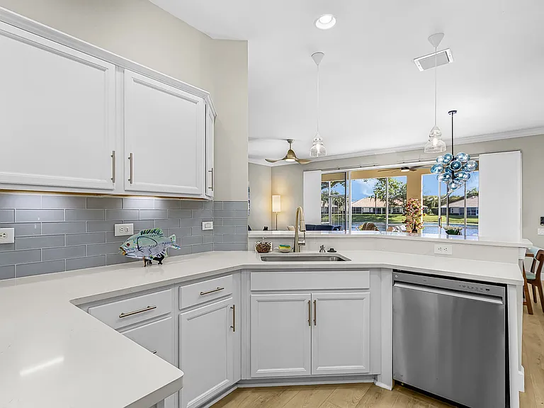 8899 Bristol Bnd — Photo 13