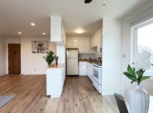 3090 Los Prados St APT 25, San Mateo, CA