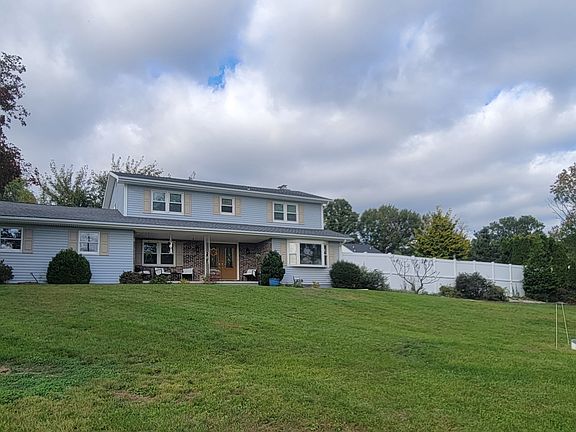 2nd image of 2483 Leisczs Bridge Rd