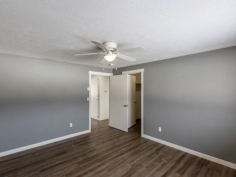 3507 E 57th Ave — Photo 22