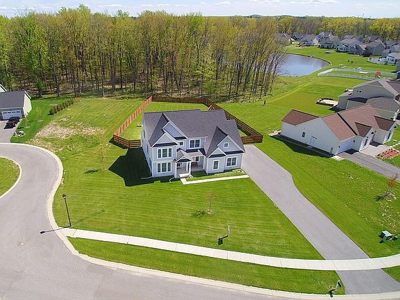 2nd image of 236 York Bay Trl
