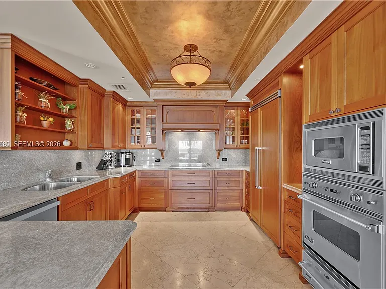 2244 Fisher Island Dr #3404 — Photo 12