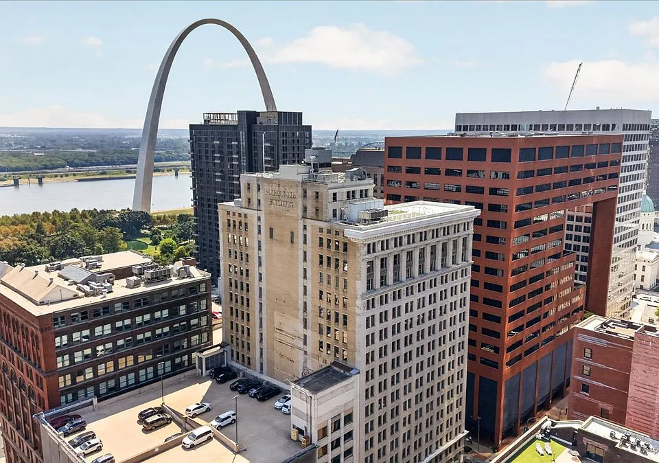 314 N Broadway Ave #1405