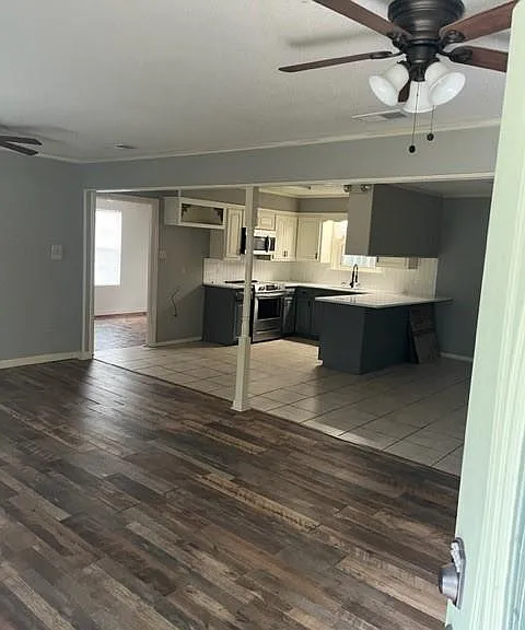 5559 Orchard St — Photo 3