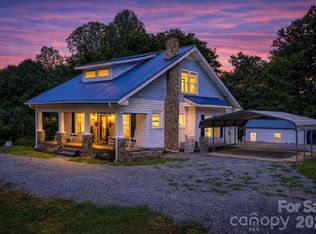 1231 Caldwell Pl NW, Lenoir, NC 28645