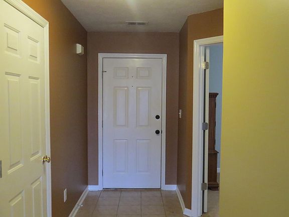3rd image of 3148 Glenwood Dr