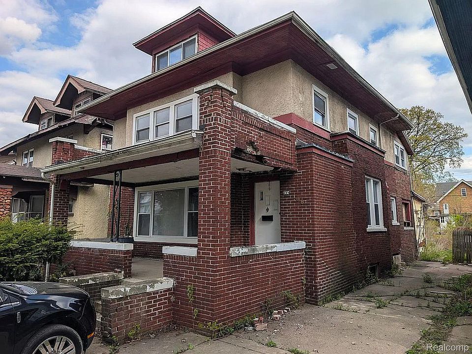 1st image of 108 Massachusetts St