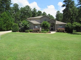 115 Bob White Ct, Tallassee, AL 36078