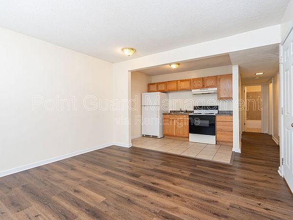 4th image of 2114 E 16th St N APT 102